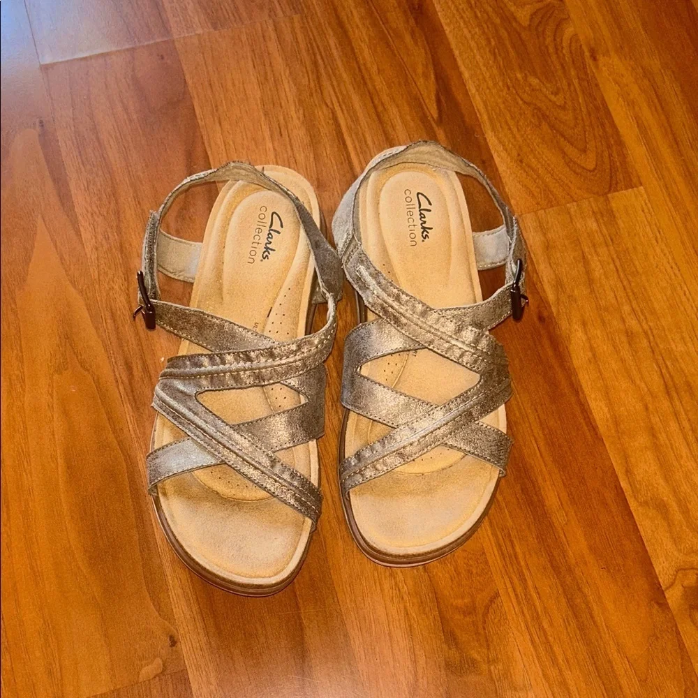 Clarks Women's Metallic Cross-Strap Sandals - Picture 2 of 9